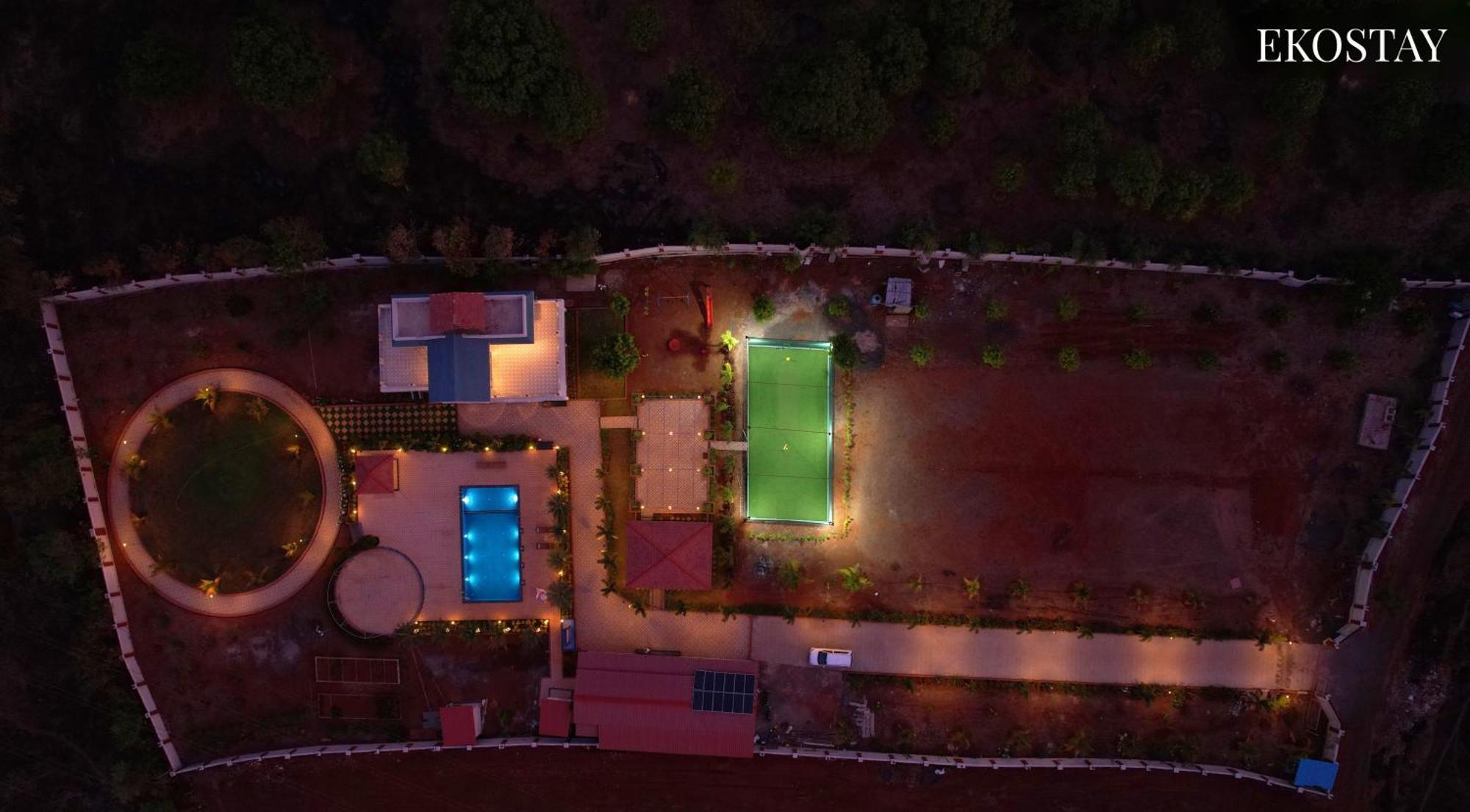Ekostay Gold Palm Estate I Cricket Turf I Rain Dance I 2 Acre Property Karjat Kültér fotó